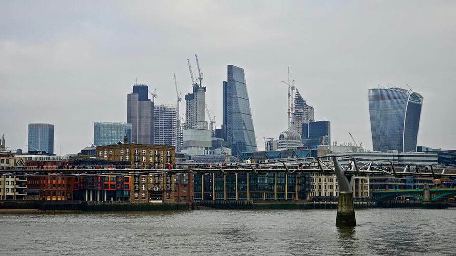 London: Modern Architecture & Building Guided Walking Tour - River-to-Roof Connections: What the Tour Says About Future Developments
