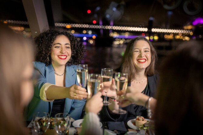 London New Year's Eve Dinner Cruise - Price and logistics you should plan for