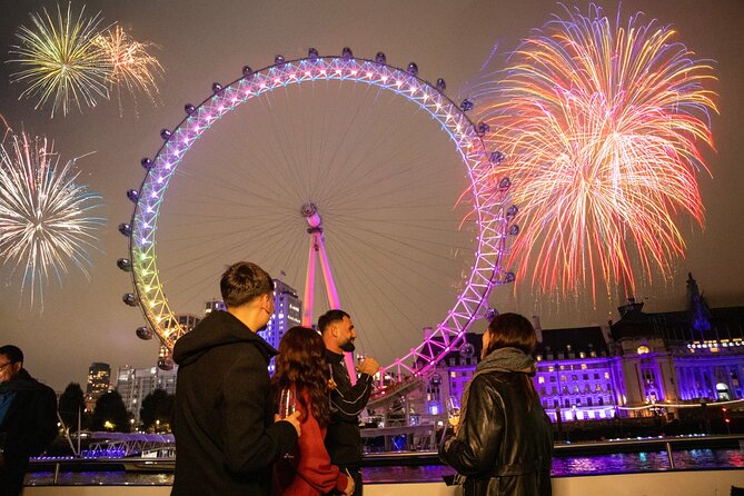 London New Year's Eve Dinner Cruise - Comfort, weather, and what to wear for a 9:00 pm cruise