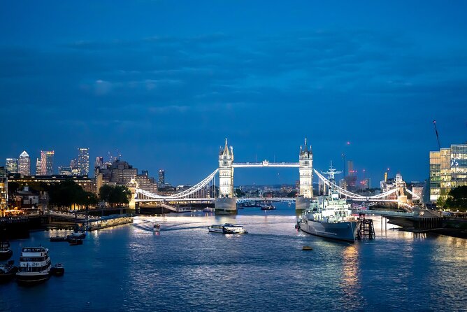 London Night Tour See the City Lights - Live guide commentary: what it gives you (and when it won’t)