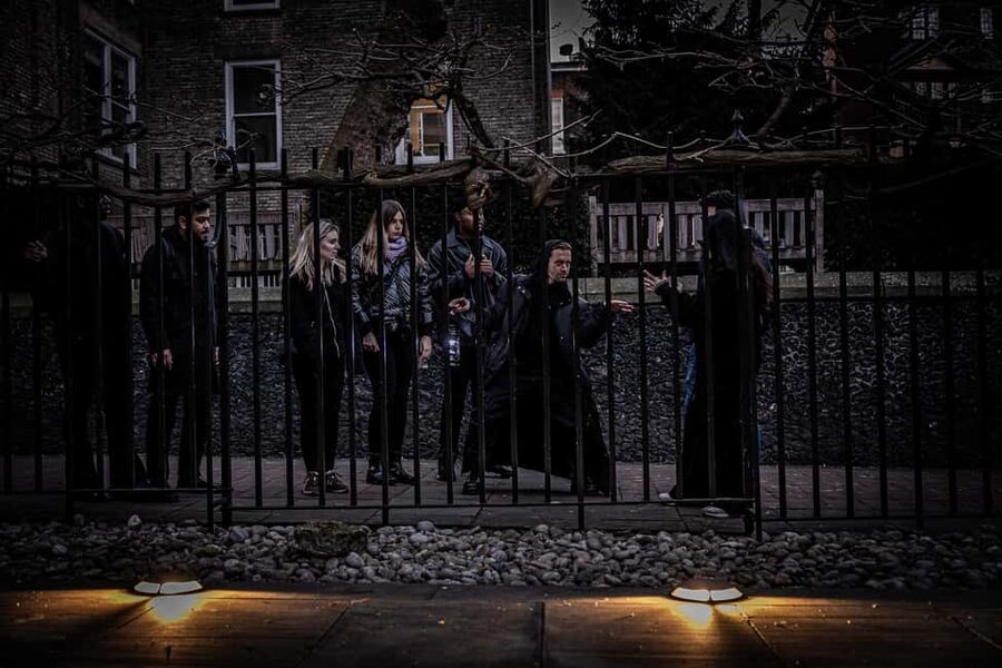 London Night Walking Tour: Ghosts & Haunting Legends - Millennium Bridge and Shakespeare’s Globe: eerie vibes where life keeps moving
