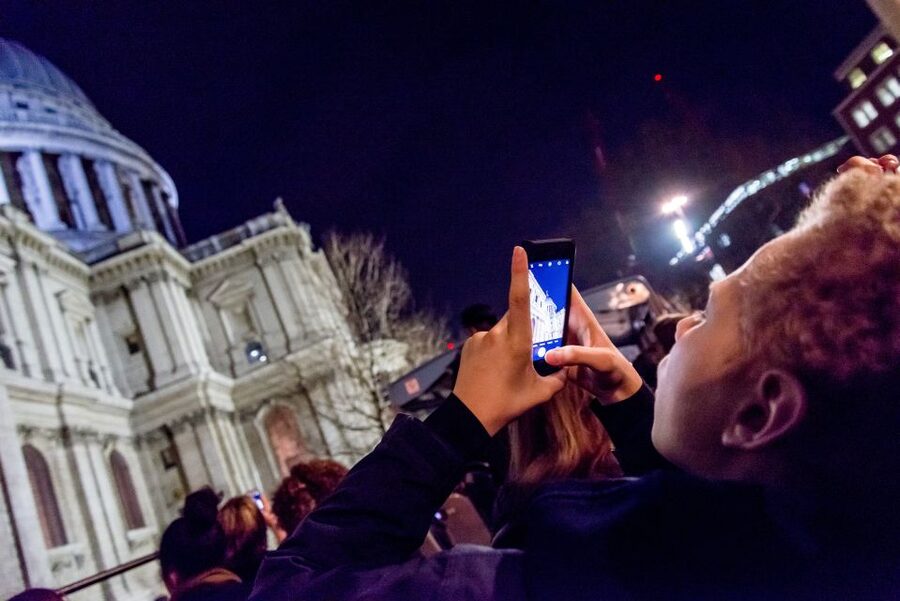 London: Nighttime Open-Top Sightseeing Tour with Live Guide - Why This 90-Minute Night Loop Works in London