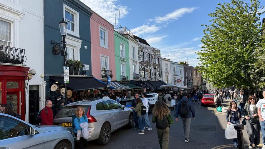 London: Notting Hill Walking Tour - Portobello Road Market Day Moments (Spice Shops, Buskers, Tastes)