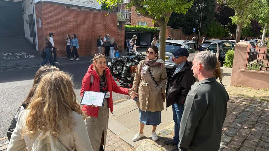 London: Notting Hill Walking Tour - Meeting at Notting Hill Gate: Starting Smoothly