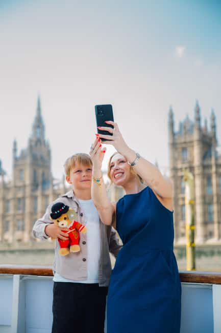 London: Official Tower of London River Tour - Silver Raven electric boat: comfort, windows, and views