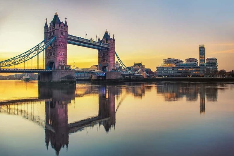 London: Old City Walking Tour - Why The City’s old streets work better than a museum day