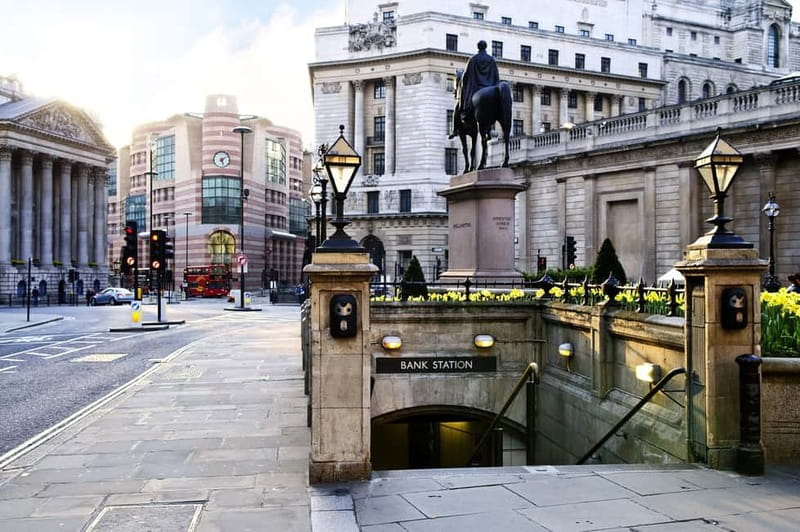 London: Old City Walking Tour - St. Paul’s Cathedral: a highlight that sets the tone
