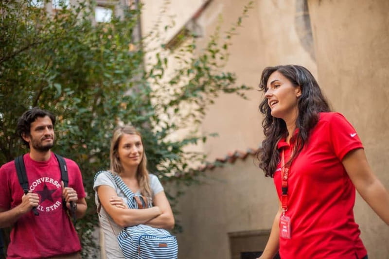 London: Old City Walking Tour - Starting at Tower Hill: where the tour begins and how to find your guide