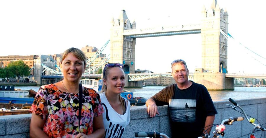 London Package: Royal Bike Tour with River Thames Cruise - Westminster Abbey and the 3,000+ story you’ll carry with you