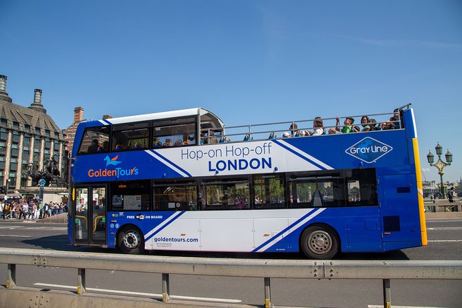 London Panoramic Open Top Bus Tour with Audio Guide - Buckingham Palace: Watching Royal London From a Distance