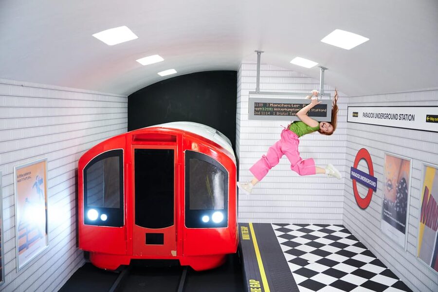 London: Paradox Museum Entry Ticket - Camouflage Room: disguise yourself in plain sight