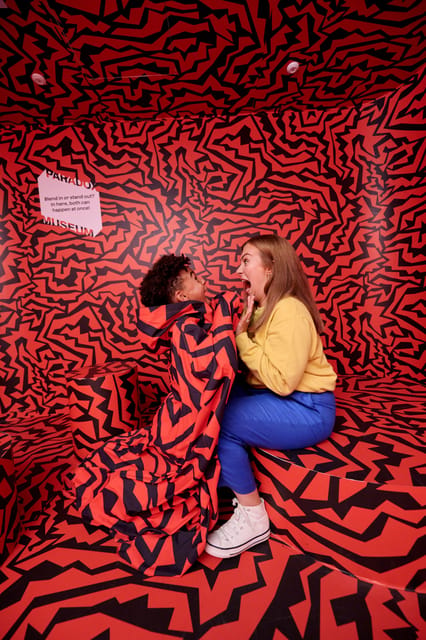 London: Paradox Museum Entry Ticket - Throne Room: big scale illusions that feel royal