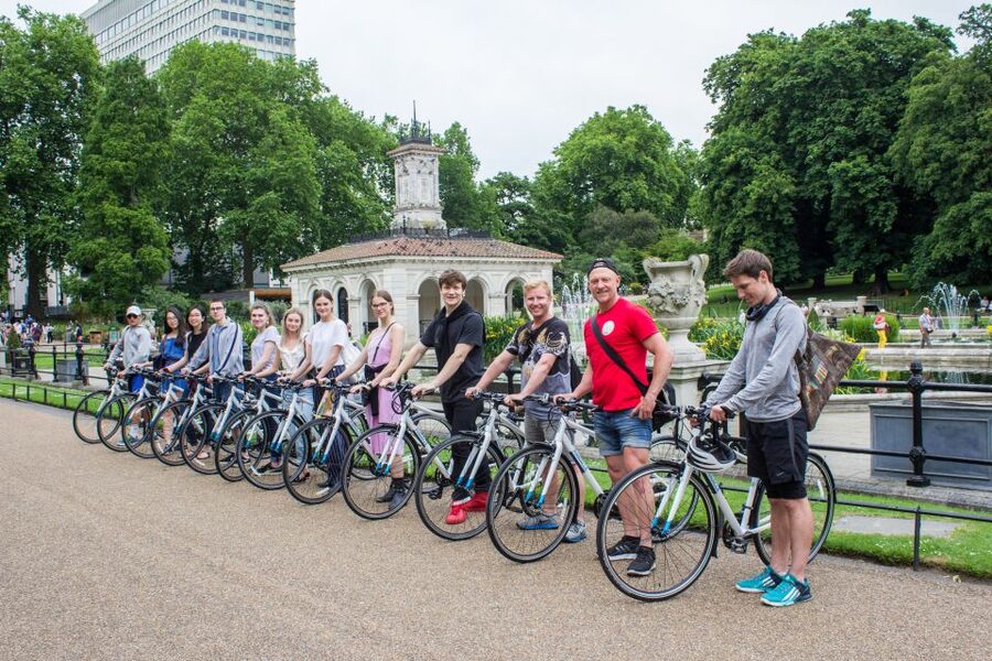 London: Parks and Palaces Guided Morning Bike Tour - Why a morning bike tour is one of the smartest ways to do London highlights