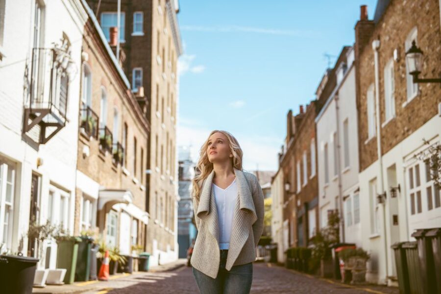 London: Personal Travel & Vacation Photographer - Should You Book This Private London Photo Session?