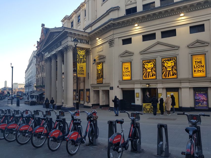 London: Private City Tour - Natural History Museum and Royal Albert Hall: grand architecture, less stress