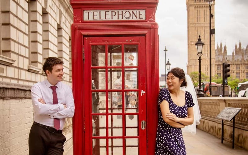 London: Private Couples Photography Session with Landmarks - Choosing 15 vs 30 Edited Photos: Which Package Fits Your Style