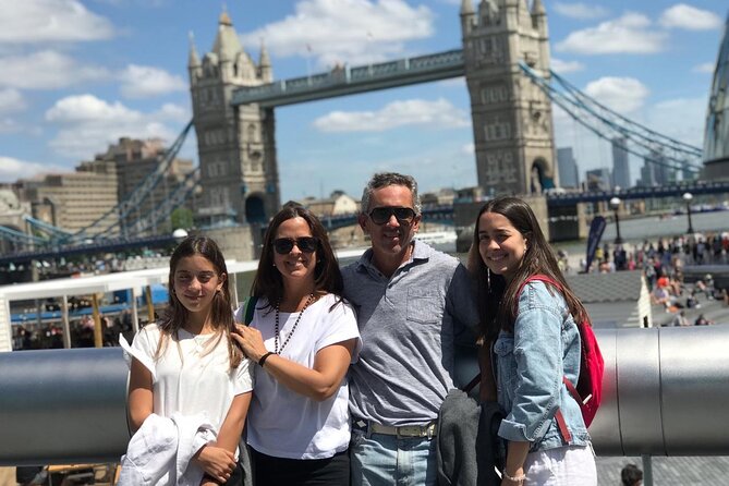 London Private Family Tour Museum Visit for Kids and Games - Key highlights to expect