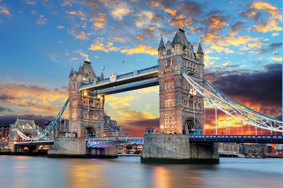 London: Private Guided Tour of Top Highlights by Car - The 9-hour upgrade: Tower of London (reserved entrance) plus the British Museum