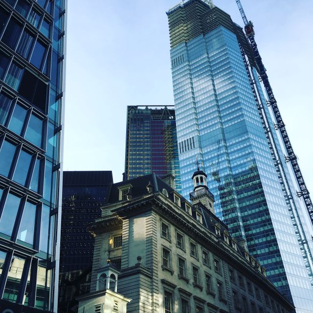 London: Private Intro Walk with a Local Guide - No time limit is more than a perk—it changes how you remember London