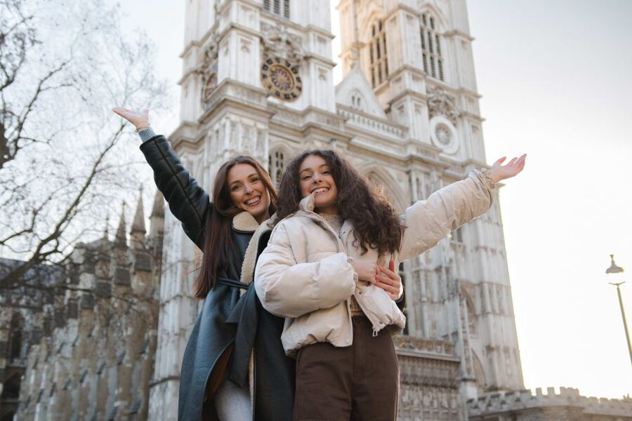 London: Private Landmark Tour with Professional Photographer - Should you book this London landmark photographer session?