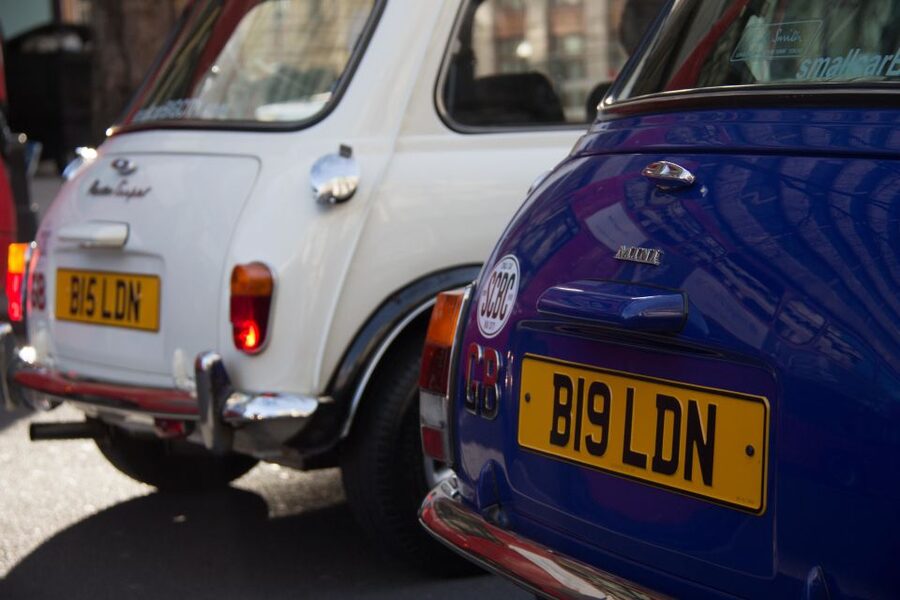 London: Private Panoramic 2-Hour Tour in a Classic Car - Night drives and photo moments: when timing changes everything