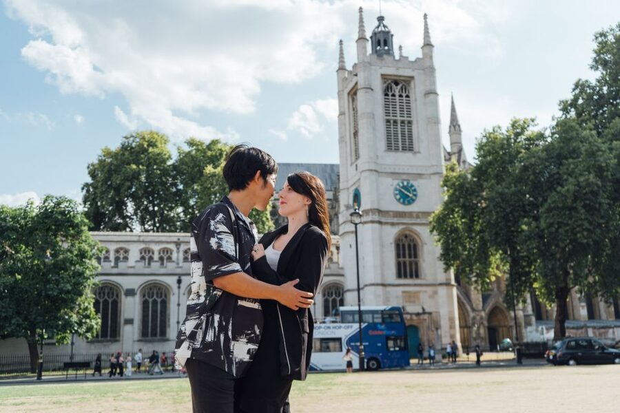London: Private Photo Session in Westminster - Why this Westminster photo walk feels different from a standard tour