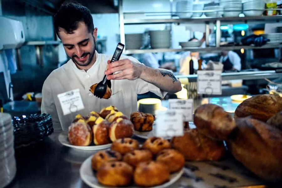 London: Private Shoreditch Street Food Tour with 7 Dishes - Stop 4: Welsh Rarebit Inside Spitalfields’ Old Walls (Plus a London Beer Pairing)