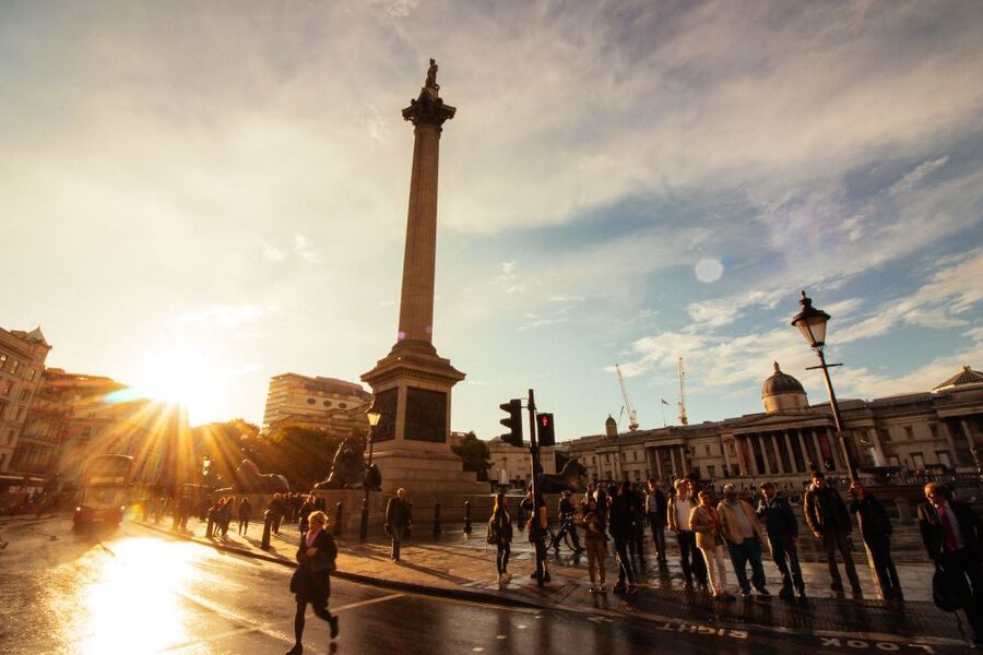 London: Private Tour with Locals – Highlights & Hidden Gems - Who should book this tour (and who might not)