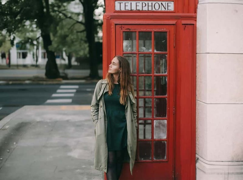 London: Private travel vacation photoshoot -Romantic Special - Meeting at Boadicea and Her Daughters: Easy to Find, Easy to Start