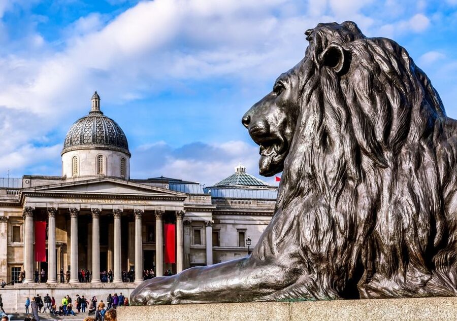 London: Private Walking Tour in Spanish - Thames Icons: Somerset House, London Eye Views, and the Bridges Run