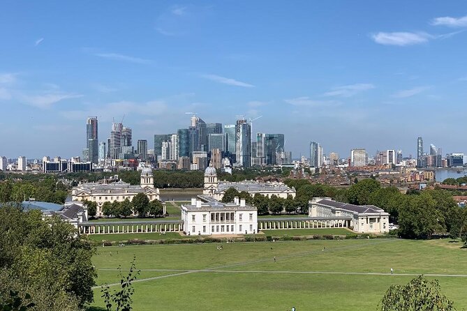 London Private Walking Tour with Brazilian Portuguese Guide - Hotel pickup and drop-off: when it helps and when it adds time