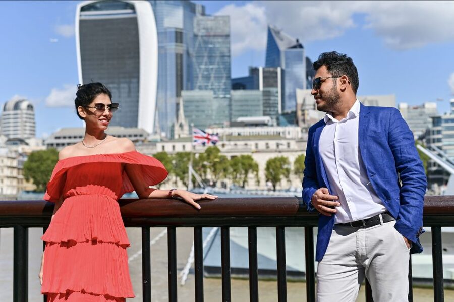 London: Professional Private Photoshoot and Edited Photos - Timing: Plan for Speed and Direction