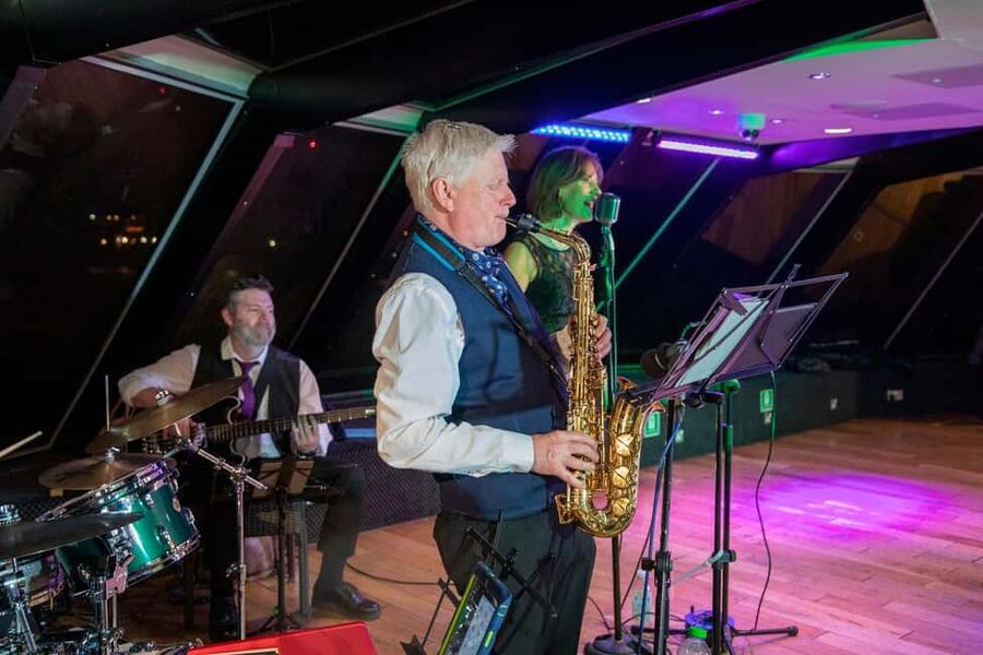 London: River Thames Dinner Cruise with Live Jazz - Westminster Pier to a Jazz-Driven Thames Evening
