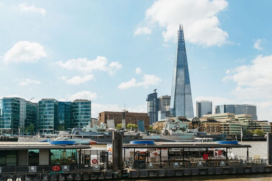 London: River Thames Hop-On Hop-Off Sightseeing Cruise - London Eye Pier Stop: Your Best Chance to Break the Cruise Into Chunks