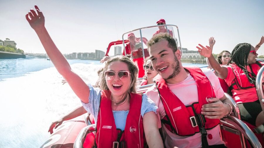 London: River Thames Speed Boat Tour - What 30 Knots Feels Like Under London Bridges