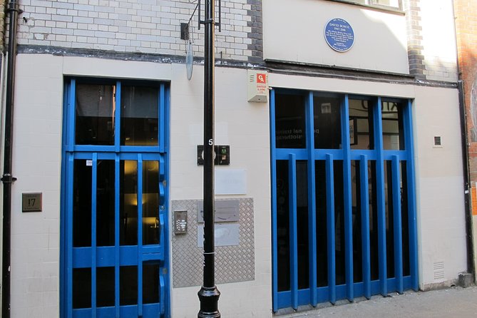 London Rock and Roll Music Tour - Rolling Stones, Punk, and the Tin Pan Alley Moment