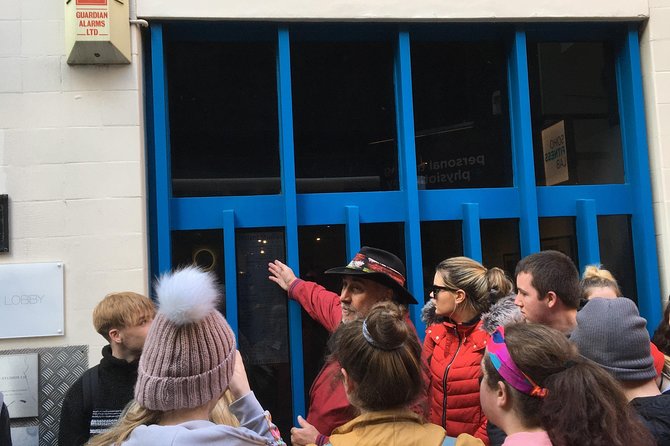 London Rock and Roll Music Tour - Amy Winehouse, Camden’s Passing Generations, and Britpop Rivalries