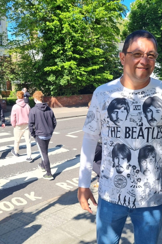 London: Rock N Roll Beatles Private Black Cab Tour - Royal Albert Hall: when the tour turns from street-level to stage grandeur