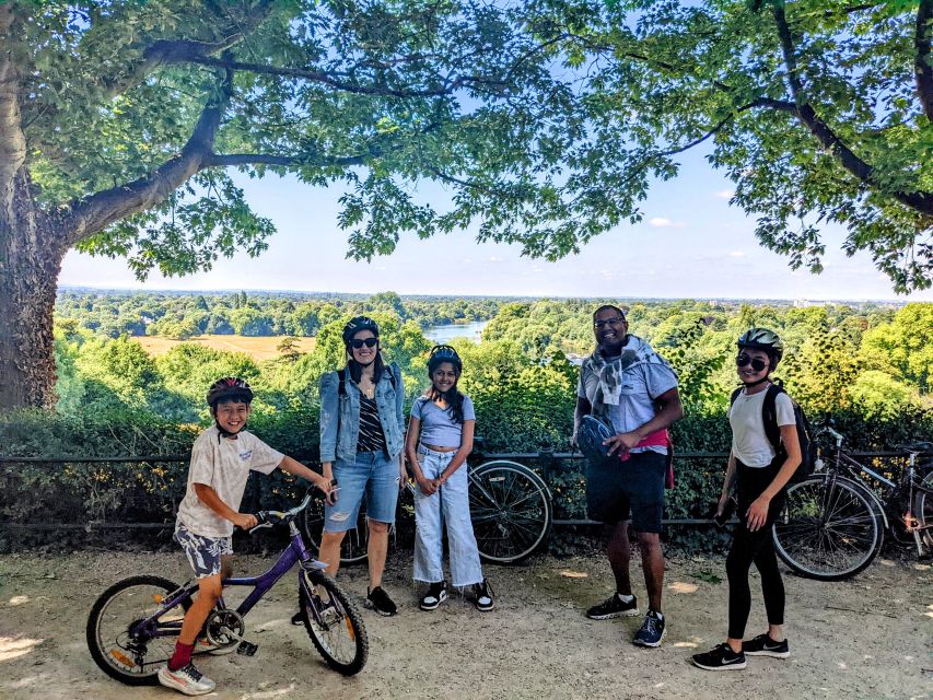 London: Royal Deer Park Bike Tour - Richmond Park and the Thames: a smart way to escape the city