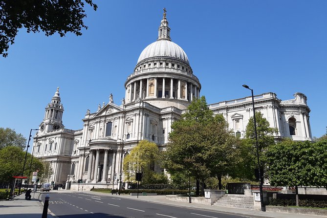 London Royal Highlights - Private Taxi Tour with Hotel Pickup - The guide experience: why the commentary makes this tour feel worth it