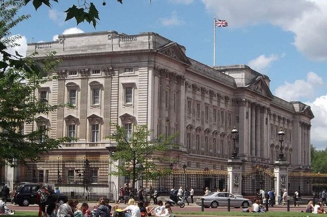 London Royal Highlights - Private Taxi Tour with Hotel Pickup - Pickup, drop-off, and the cab strategy for beating confusion in Zone 1