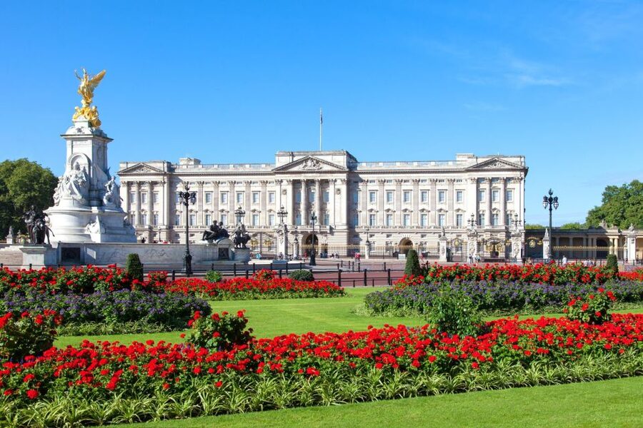 London Royal Tour - Buckingham Palace Entry - 12 guests 2,5h - Starting at Hyde Park: A Royal Walk That Begins Before the Palaces