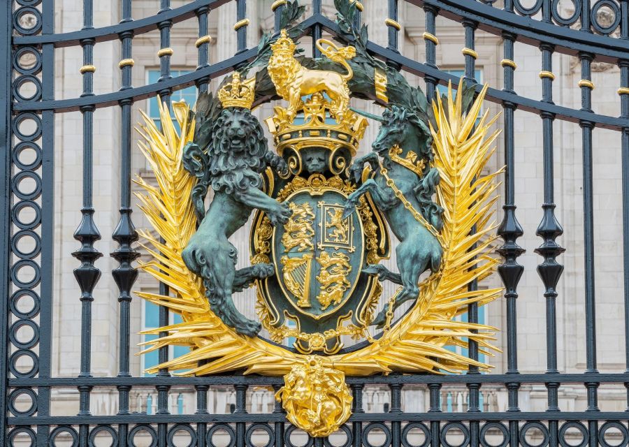 London Royal Tour - Buckingham Palace Entry - 12 guests 2,5h - Timed Entry Inside Buckingham Palace: How to Make Your Self-Guided Time Actually Work