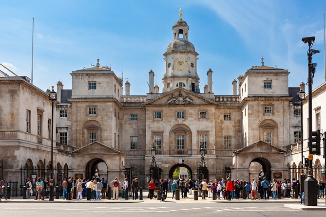 London’s Crown Secret: Self-Guided Royal Puzzle Quest - Palace of Westminster: getting your bearings fast