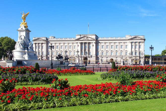 London’s Crown Secret: Self-Guided Royal Puzzle Quest - Starting at Westminster: the first clue setup