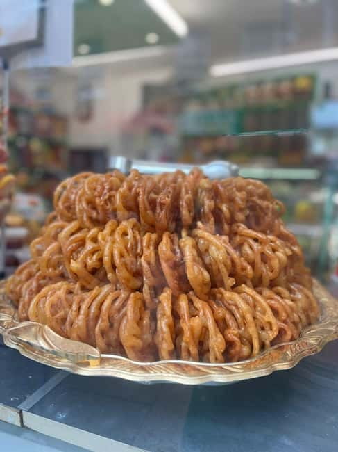 London's East End Food & History Tour: Choose Your Own Menu - Hanbury Street and Bacon Street: where British comfort shows up