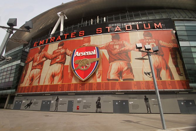 London's Football Stadiums Sightseeing Tour - Getting around: pickup zones, meeting points, and how the day stays moving