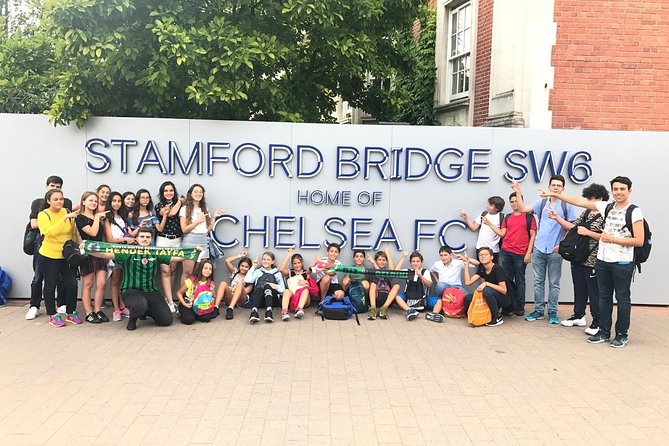 London's Football Stadiums Sightseeing Tour - Price and value: what $1,198.98 per group really means