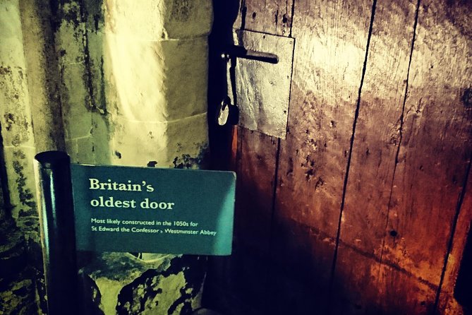 London's Hidden Gems and Secret History Private Guided Tour - St Bride’s Church and the crypt museum under Fleet Street history