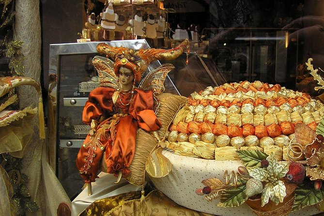 London’s Sweet Treats And Desserts Tour with a Local Tailored to Your Tastes - What you get in 3 hours: six sweets, a hot drink, and value